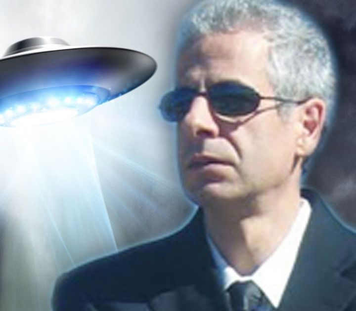 Pope Prediction, Hi-Res UFO Pic in 24 Months, Antarctica UFO Crash, and Aliens Are The BEST Explanation