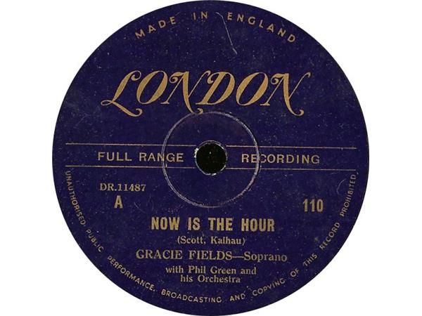 Gracie Fields ‎– Now Is the Hour / Come Back To Sorrento