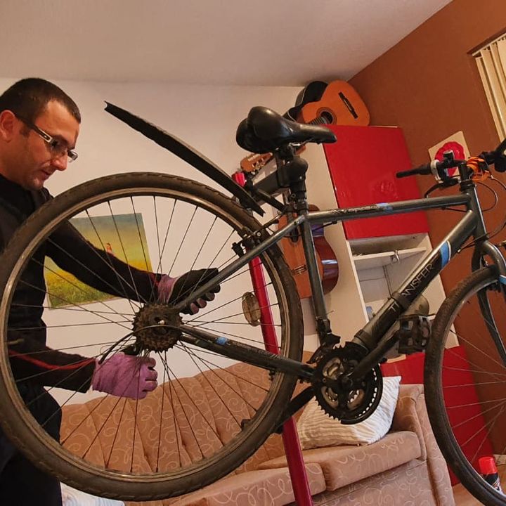 Londra'da evlere bisiklet tamiri servisi - Harun Başara ile söyleşi