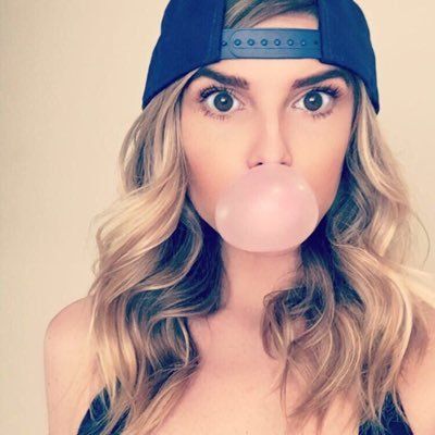Ep. 748 - Lana Berry (Sports Social Consultant)