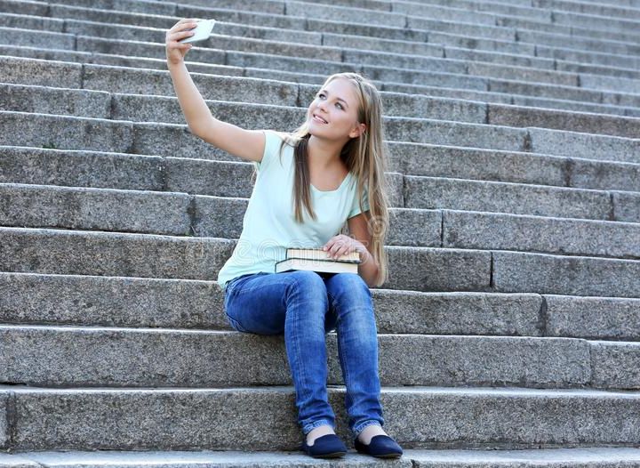 #10 I selfie: 4 cose che i genitori devono sapere