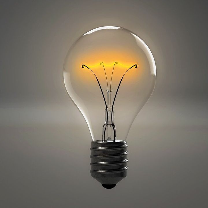 Le aziende americane pagano l'elettricità sette volte meno di quelle italiane