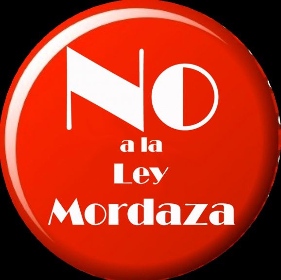 Pablo Hasel feat & Miquel Puertas on Spanish "Ley Mordaza"
