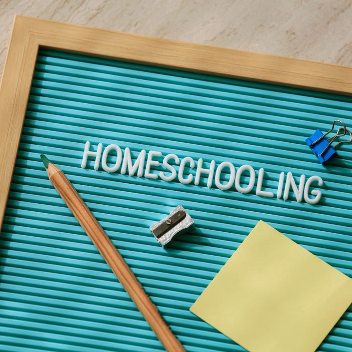 Ridai la vita ai tuoi figli - homeschooling e scuole parentali