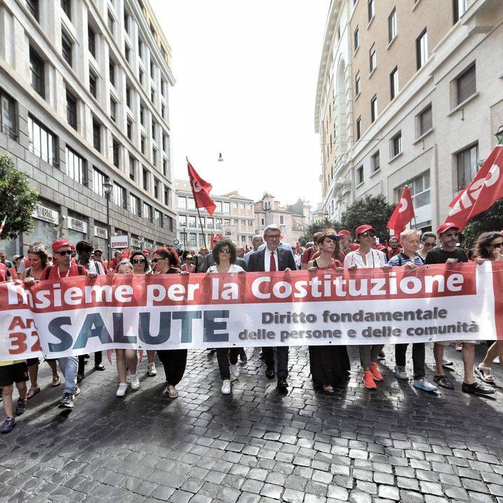 A Roma la manifestazione della Cgil in difesa della sanità pubblica. Landini: “Basta tagli”