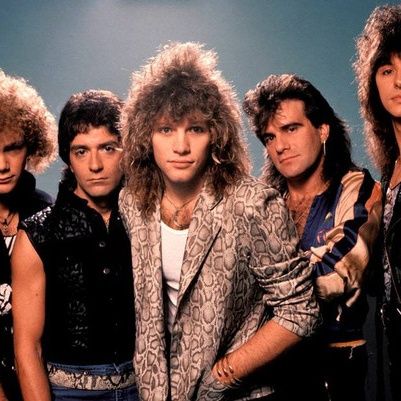 Parliamo dei Bon Jovi e della loro hit "Livin' on a prayer", estratta dall'album "Slippery when wet" del 1986.
