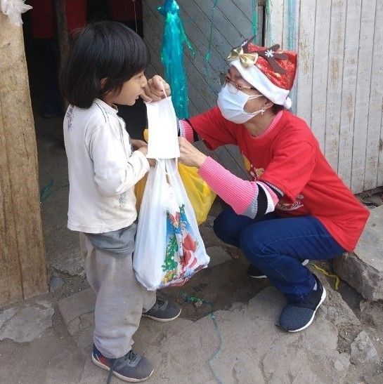 Providing Meals to the Hungry in Peru