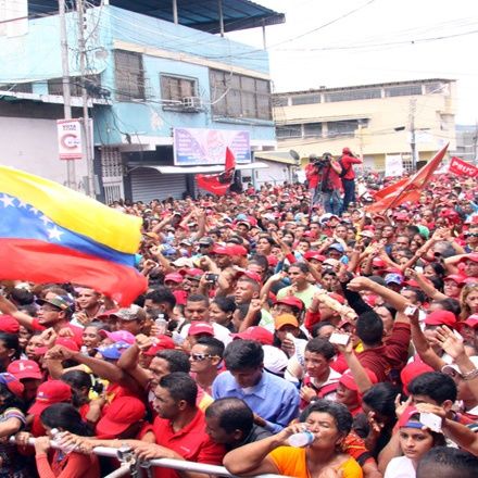 Solidaridad Inmigrante a Revolucion Bolivariana
