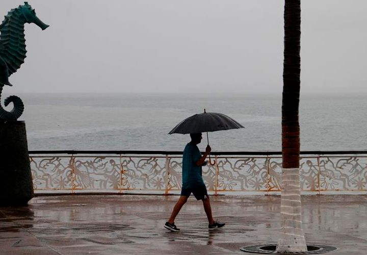 Hernán generará lluvias en Pacífico mexicano