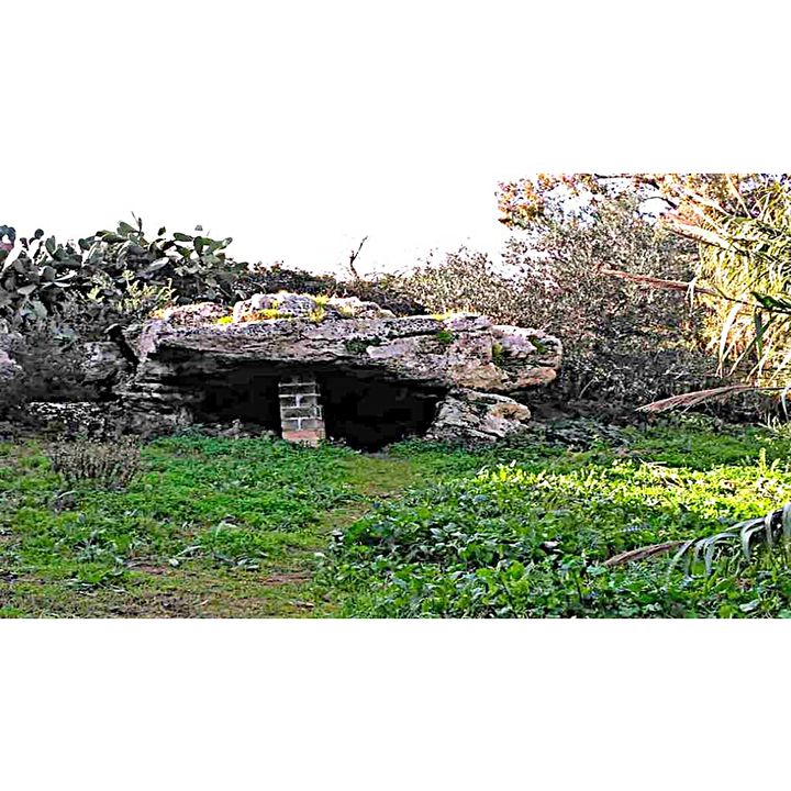 Ad Avola l'unico dolmen di Sicilia