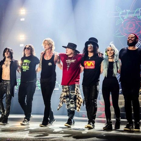 Guns N' Roses: nello show del 3 agosto a Boston hanno lanciato un nuovo brano, "Absurd". Dal 2001 già cantato live ma col titolo "Silkworms"