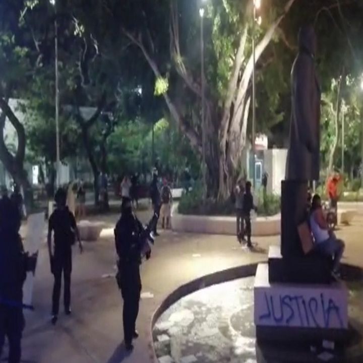 Disparos al aire en protesta en Cancún