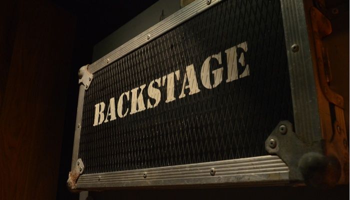 El Backstage
