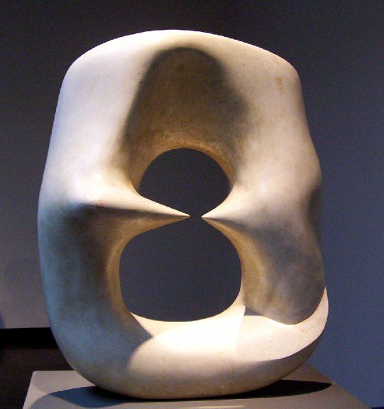 #19 Le sculture organiche di Henry Moore