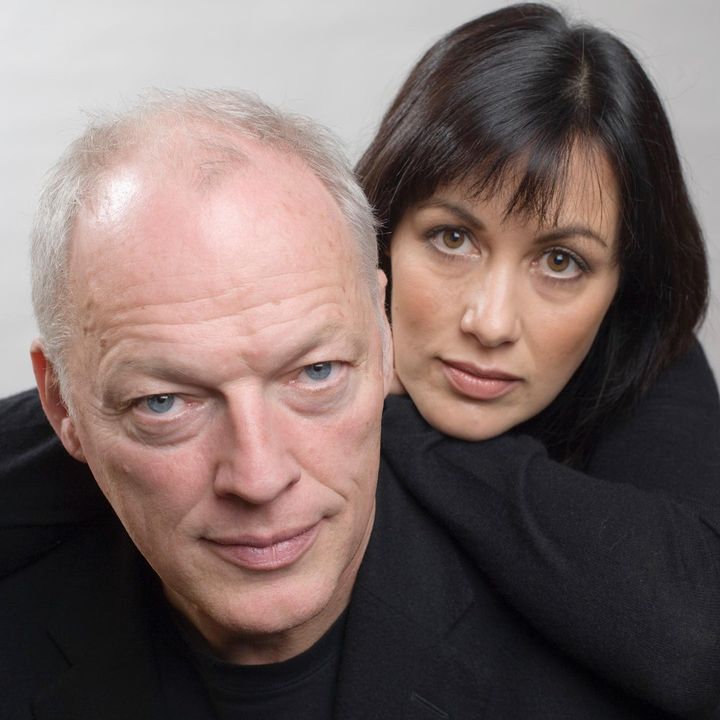 Caso Pink Floyd: anche la moglie di David Gilmour, la scrittrice Polly Samson, ha attaccato Roger Waters riguardo la guerra in Ucraina......