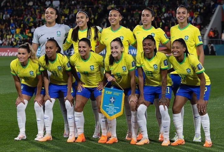 Copa do Mundo: Seleção feminina se prepara para jogo contra a França neste sábado