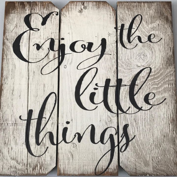Little Things - Morning Manna #2579