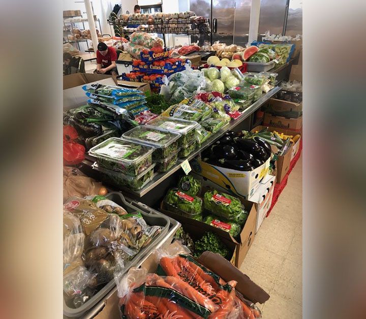 Peabody Stop & Shop Donates To Food Pantry During Strike