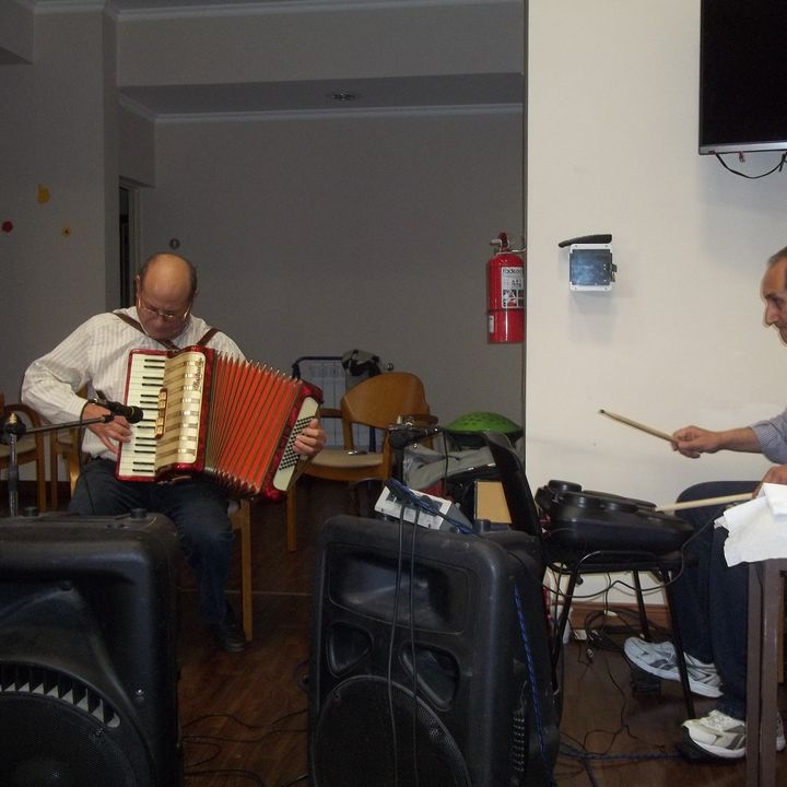 Presentación y apertura Músical en Hogar de Ancianos