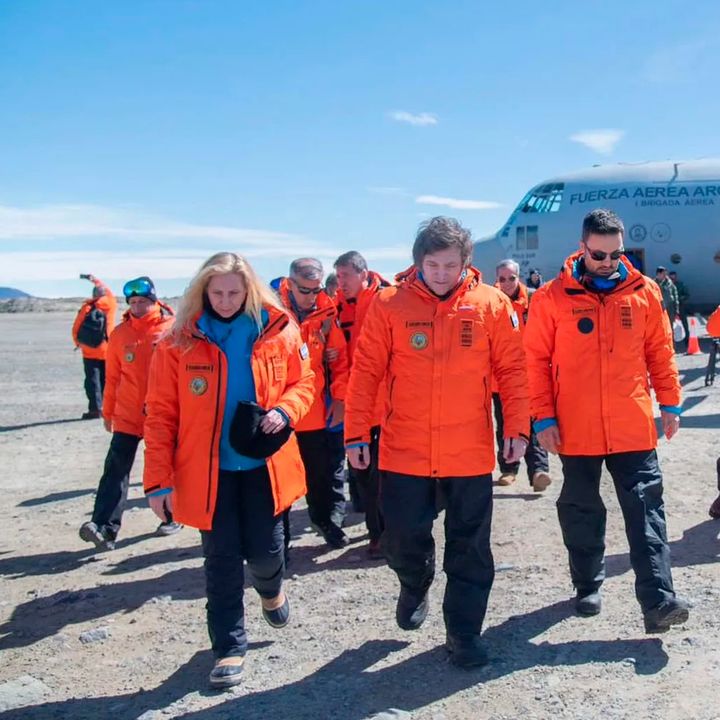 46 - Javier Miley en Radio Mitre comparte su Impactante Experiencia en la Antártida con el Presidente de la República