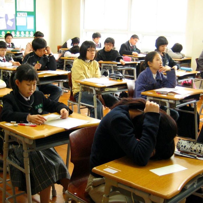 Teacher Pay vs Work Hours - Which Is Better For South Korean Teachers?