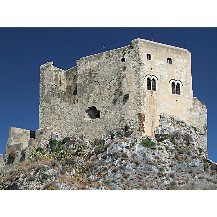 Castello di Scaletta Zanclea o Rufo Ruffo (Sicilia)