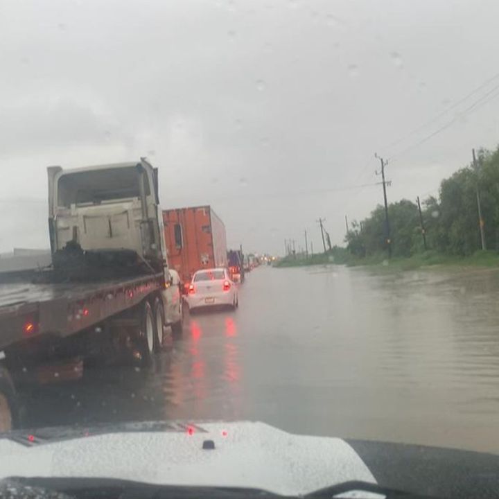 Cerrada autopista Monterrey-Nuevo Laredo hasta nuevo aviso