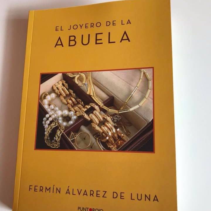Sherezade y Fermín Álvarez, sobre la Luna y otros cuentos