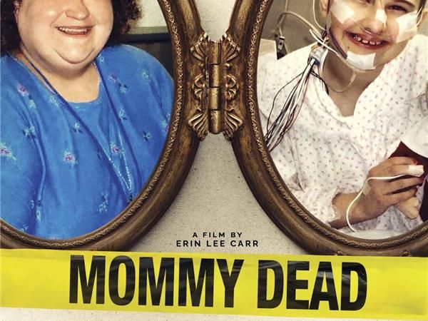 MOMMY DEAD AND DEAREST-Erin Lee Carr