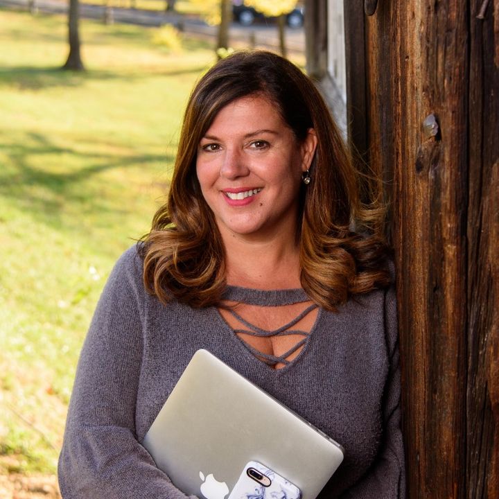 Gina Johnson: Holistic Business Coach and Connector For Start Ups and Small Businesses