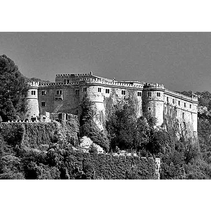 Balsorano e il castello del cinema horror e porno (Abruzzo - Borghi Autentici d'Italia)