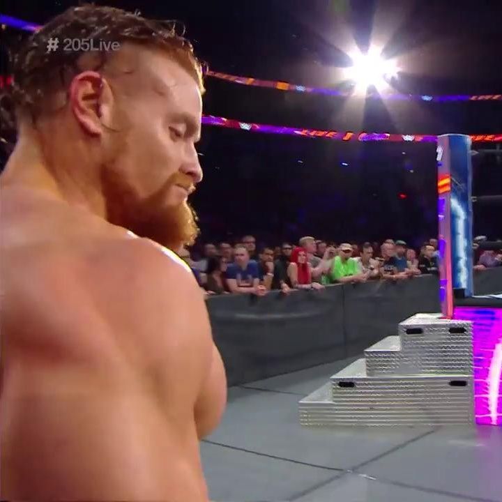 Wrestling 2 the MAX:  WWE 205 Live Review 4.10.18