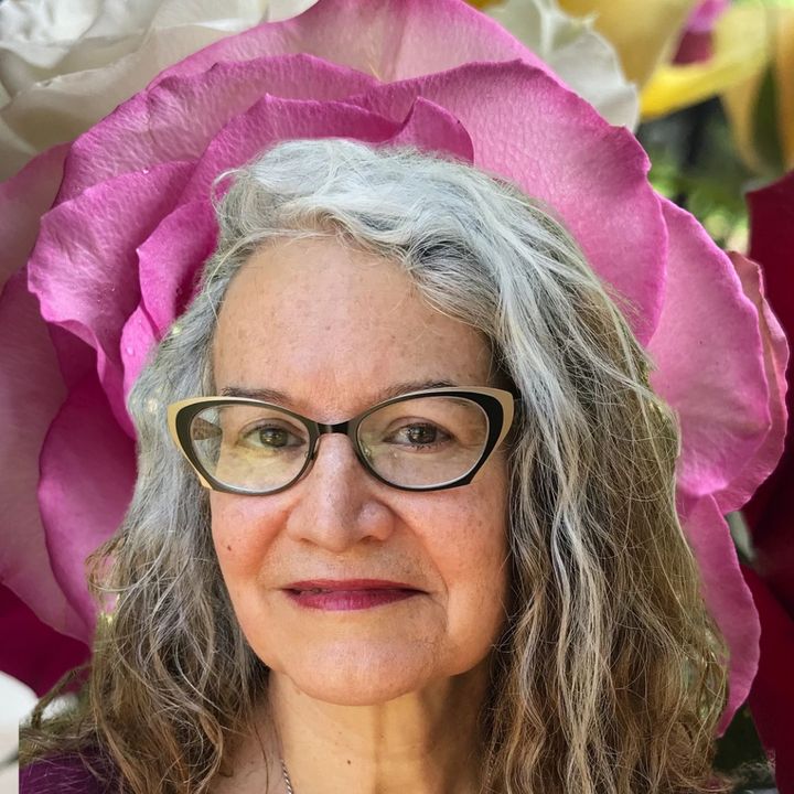 Astrology & Tarot with Lynn Carroll-Rivera | Sacred Earth Life 02