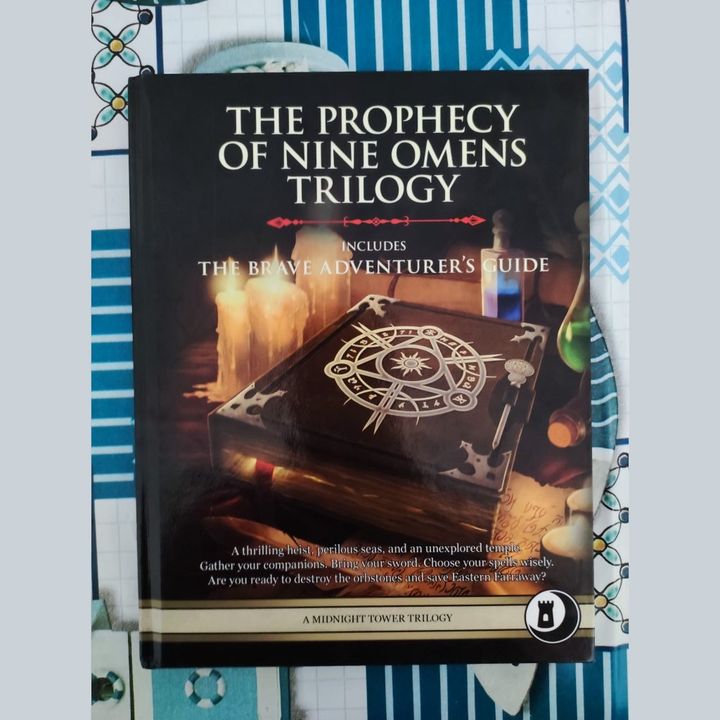 #230 - The Prophecy of Nine Omens Trilogy (Recensione)