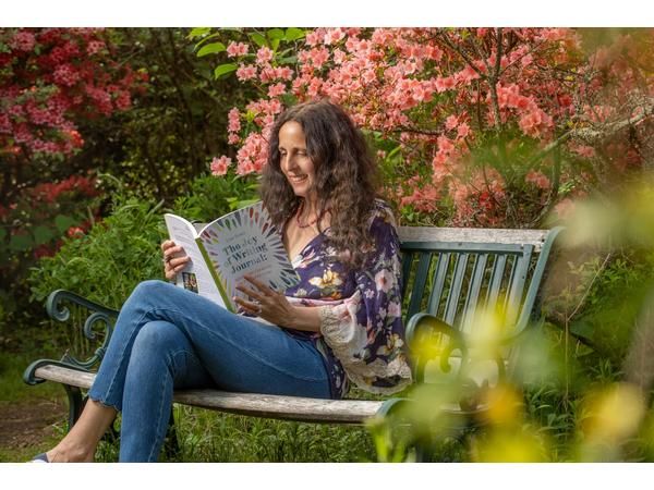 Author Coach Lisa Tener - Spark Your Creativity with the Joy of Writing Journal