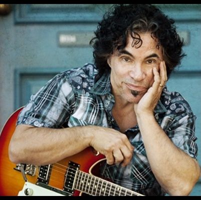 INTERVIEW WITH JOHN OATES ON DECADES WITH JOE E KRAMER