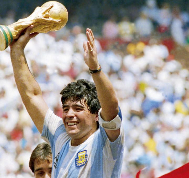 Diez e non più Diez, omaggio a Maradona
