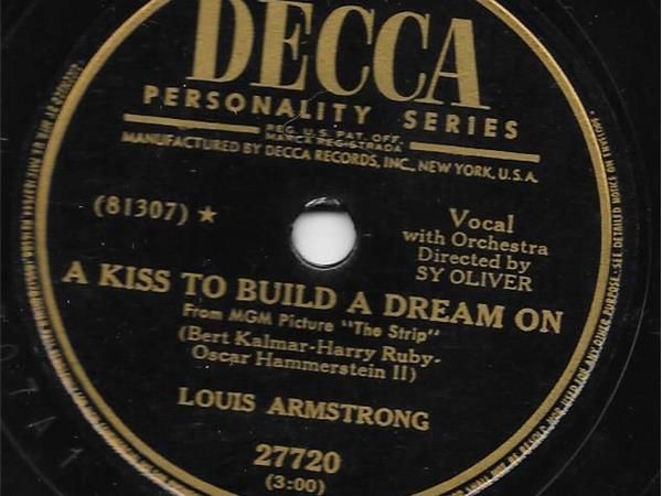 Evening with Satchmo  Louis Armstrong ‎– I Get Ideas a Kiss to Build a Dream On