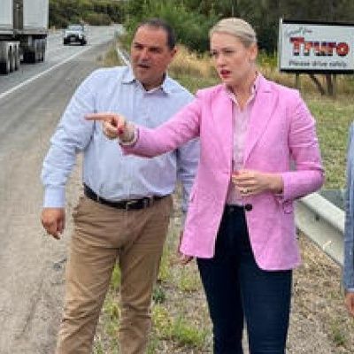 @TonyPasin on his disappointment the Sturt Highway bypass / freight route around Truro won't be two lanes each way | @SALibMedia