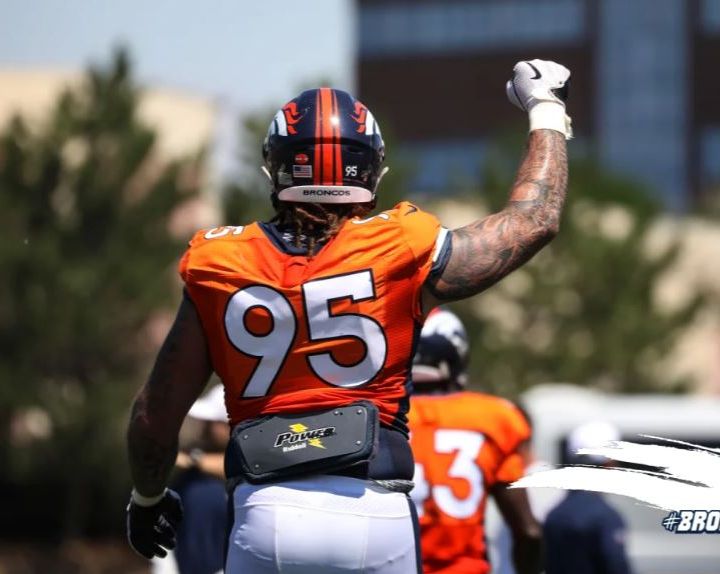 HU #299: First fight of Broncos Camp breaks out | Noah Fant calls out 'bogus' criticism