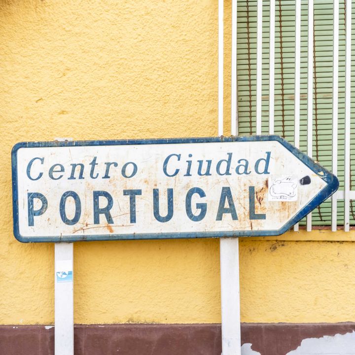 La vida en la frontera: cruzar a Portugal para comprar aceite más barato