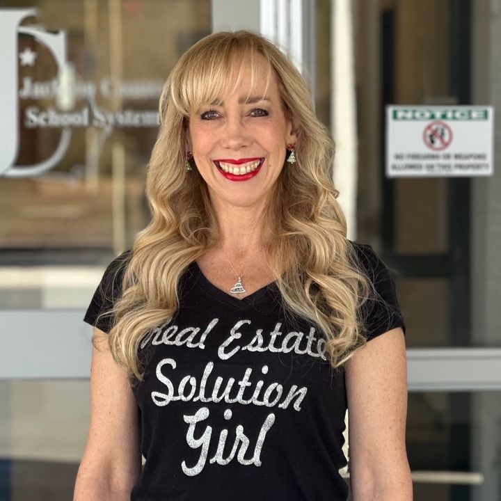 Sharon Bicknell the Real Estate Solution Girl