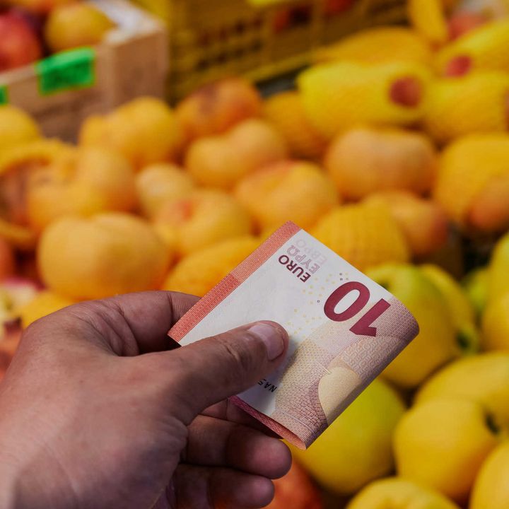 El consumo de fruta se hunde mientras sus precios se disparan