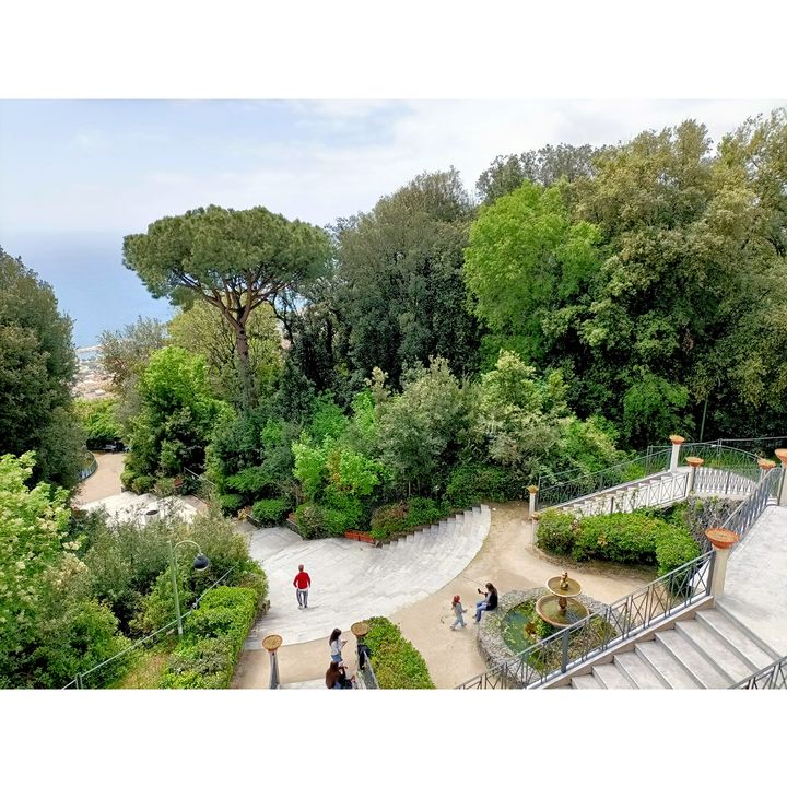Villa Floridiana e il suo parco a Napoli (Campania)