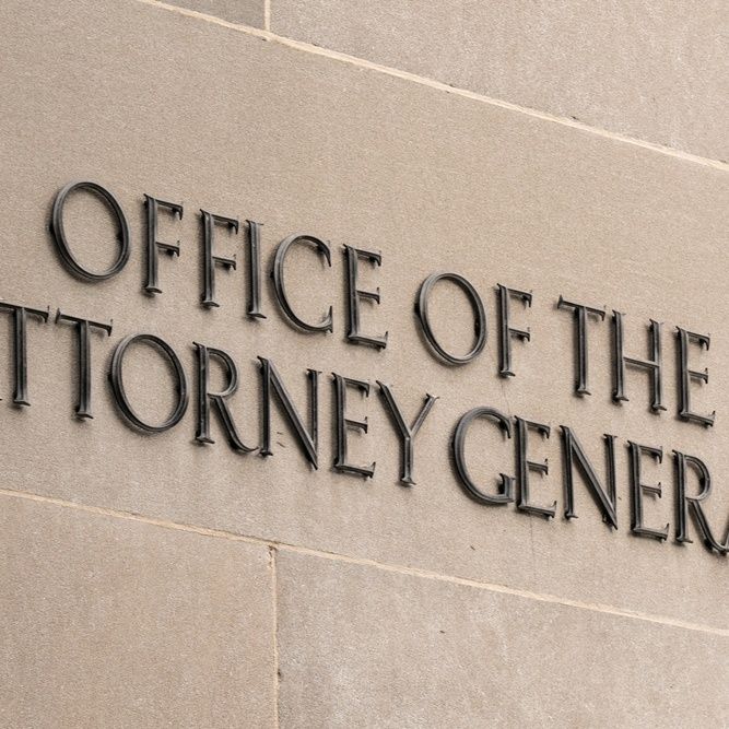 We Need A Female Attorney General To Go After Hillary, Obama, And The FBI!