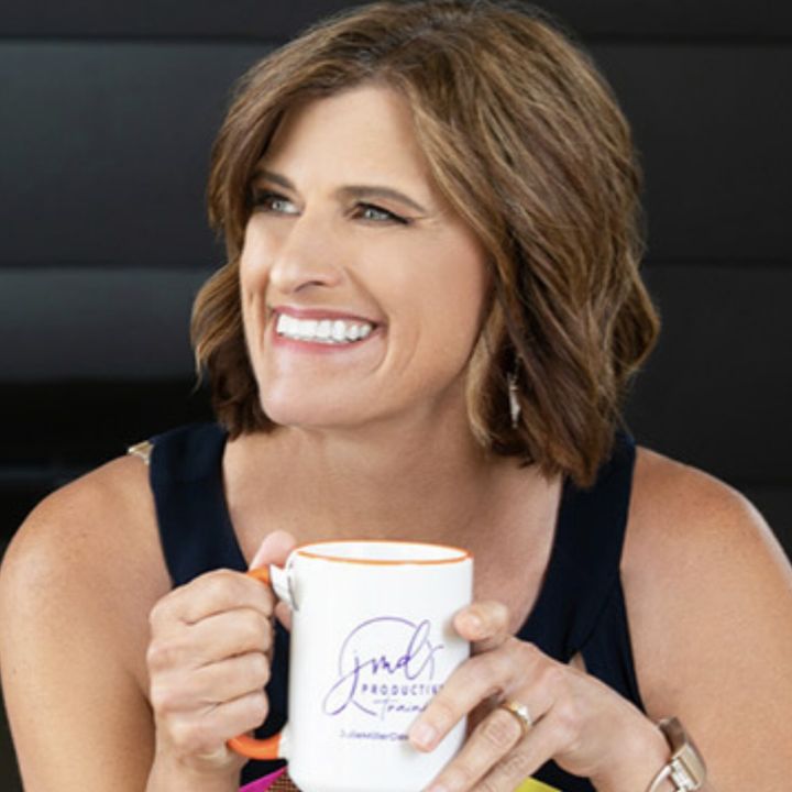 Kate chats with Julie Miller Davis, Productivity Training Expert