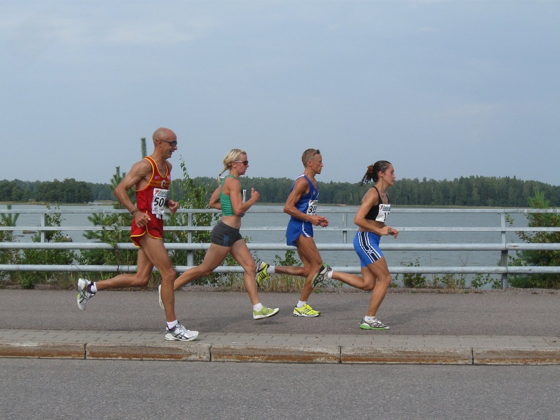 How To Run Your First Marathon? - imagen de portada
