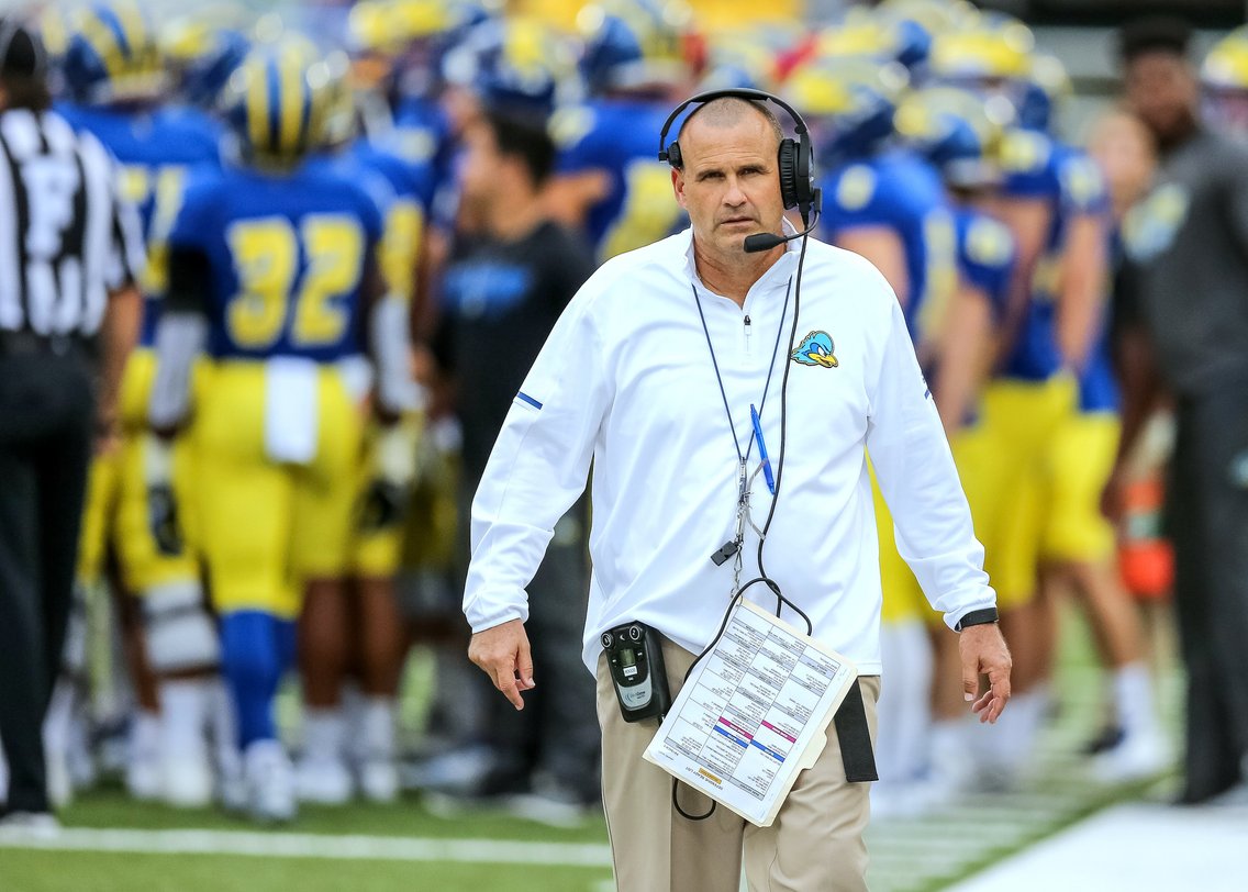 xARCHIVEx: Blue Hens Football - Coach's Show - Cover Image